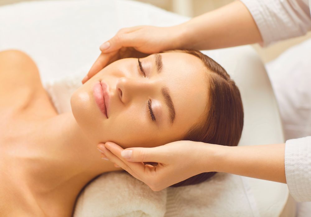 Les 5 Ingrédients Essentiels Dont Chaque Peau a Besoin Le Guide Définitif pour une Peau Radieuse