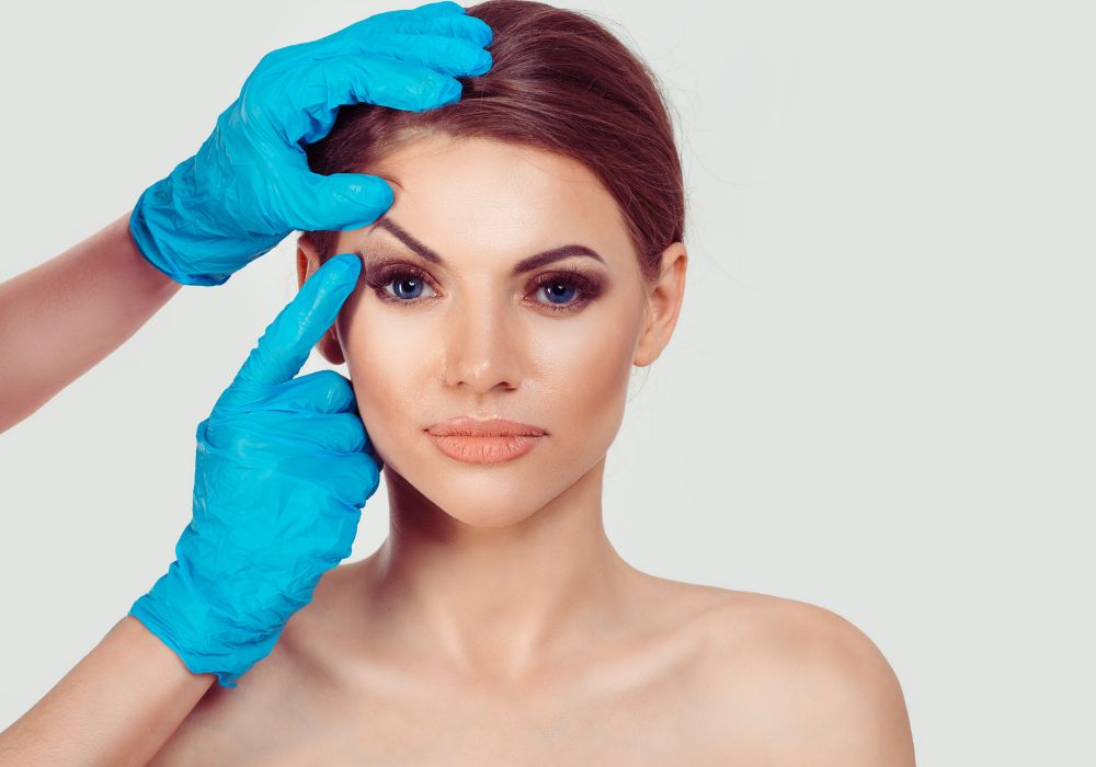 Qu’est-ce que la Blépharoplastie Comment ça Fonctionne et Combien Coûte Cette Procédure Qu’est-ce que la Blépharoplastie Comment ça Fonctionne et Combien Coûte Cette Procédure